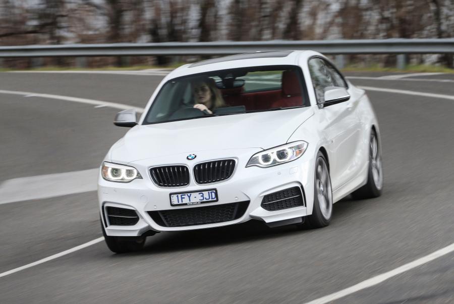  BMW M240i Coupe 2016 года  (AU) (фото 4 из 21)